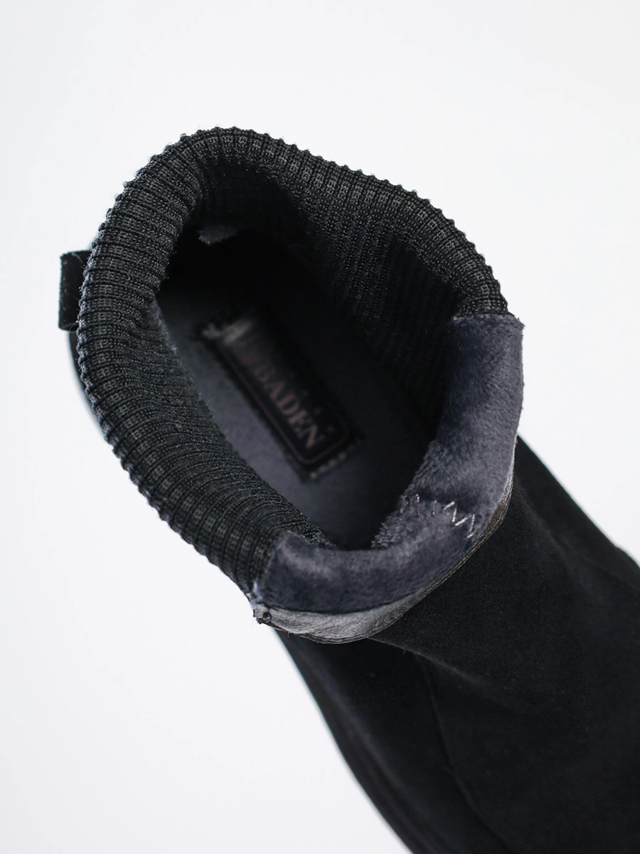 Ботильоны-челси черного цвета на объемном каблуке